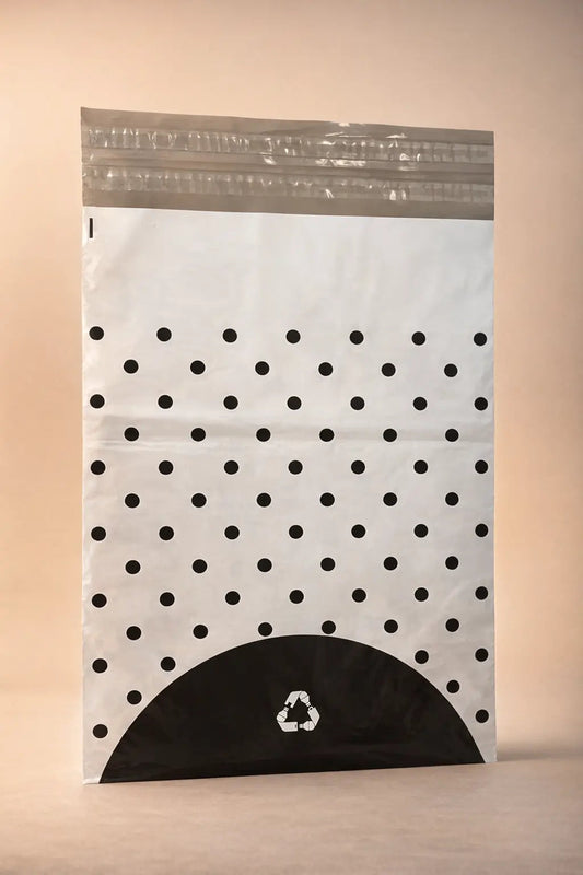 Polka Dot Mailing Bags | Medium | 39x54cm | Pack of 20 | Recycled Plastic BSP Retail