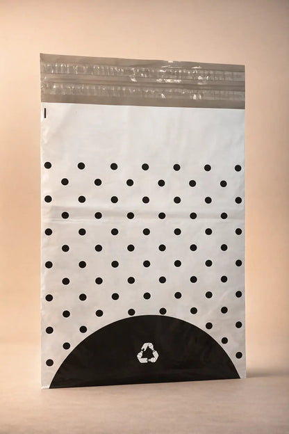 Polka Dot Mailing Bags | Medium | 39x54cm | Pack of 20 | Recycled Plastic BSP Retail